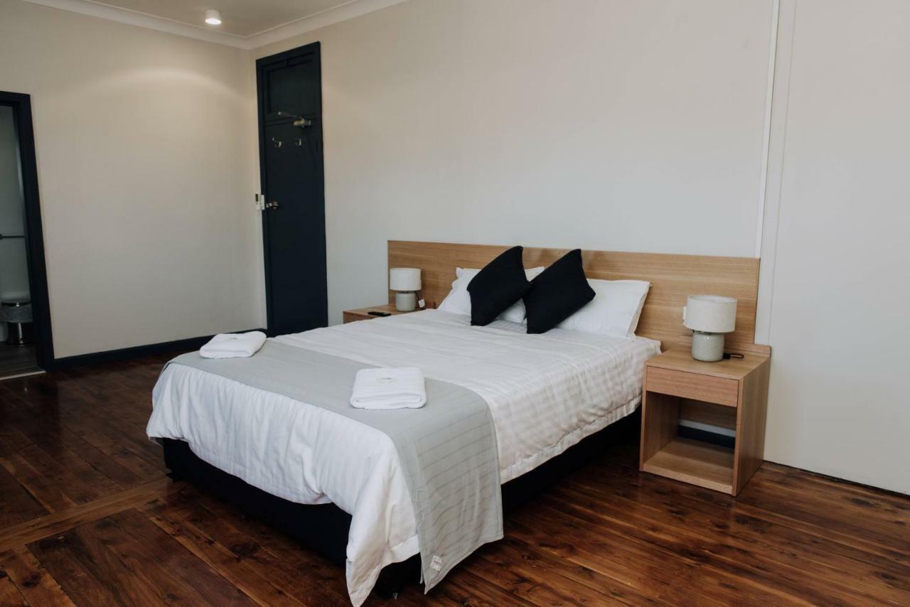 Gunnedah Hotel Bagian luar foto