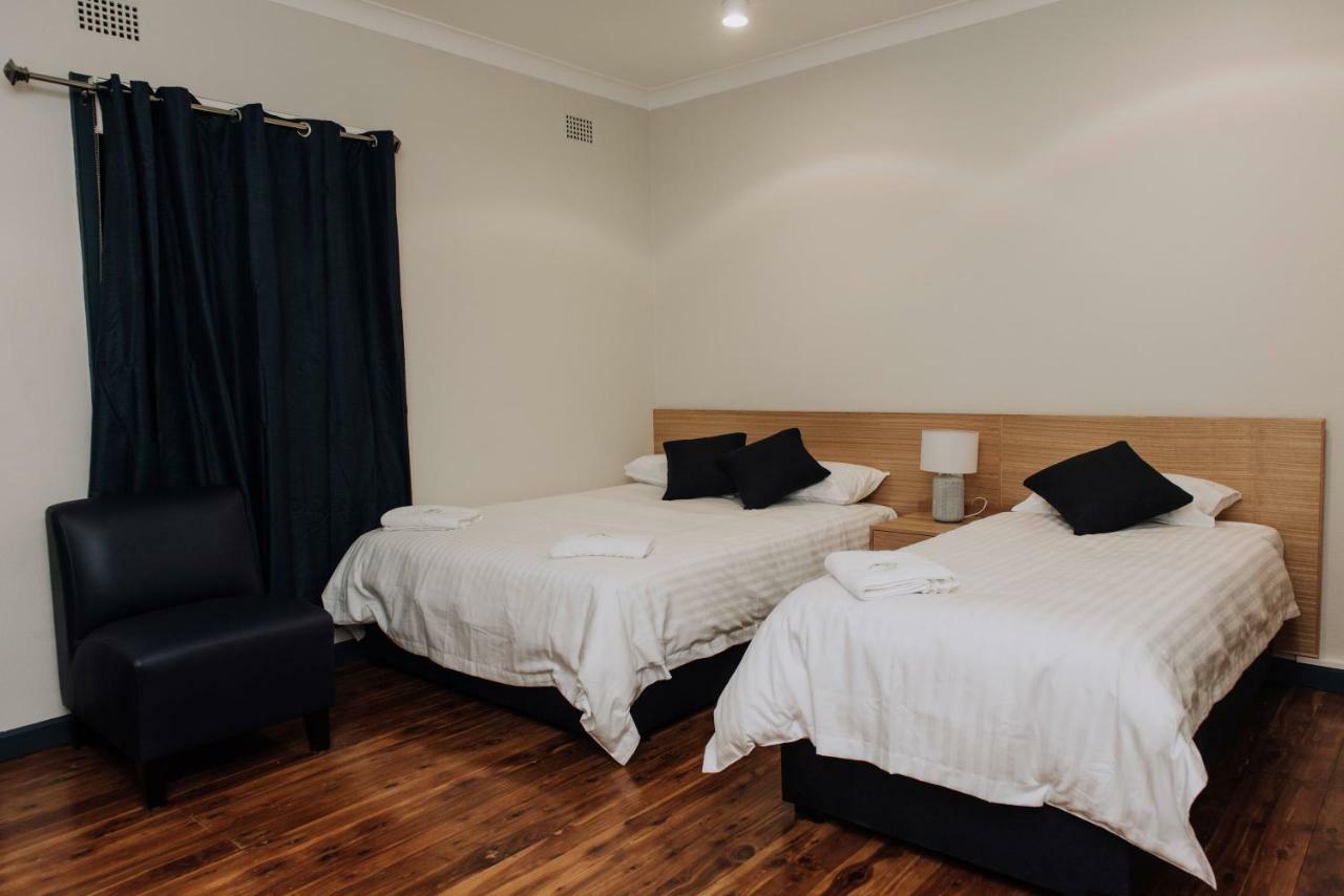 Gunnedah Hotel Bagian luar foto