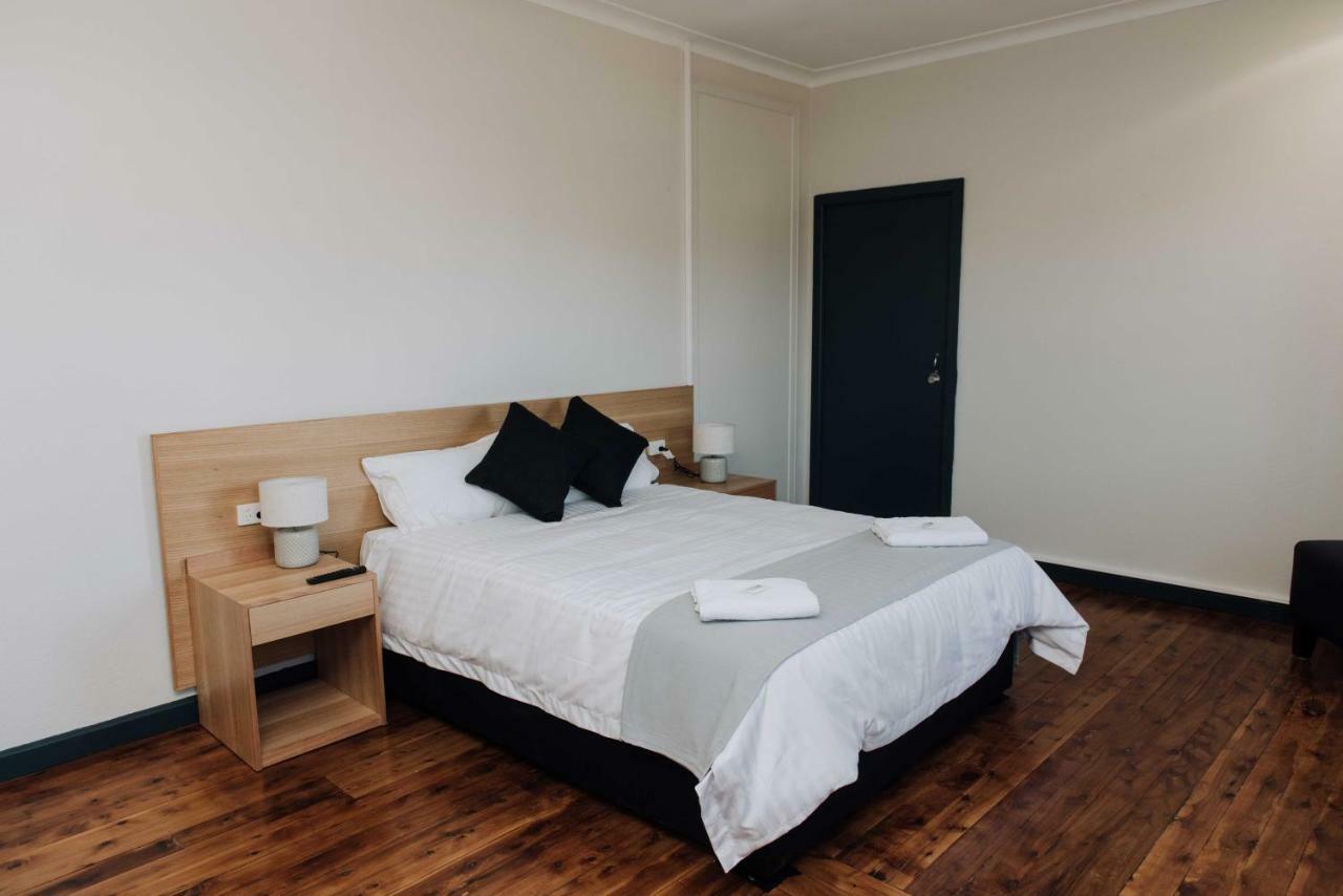 Gunnedah Hotel Bagian luar foto
