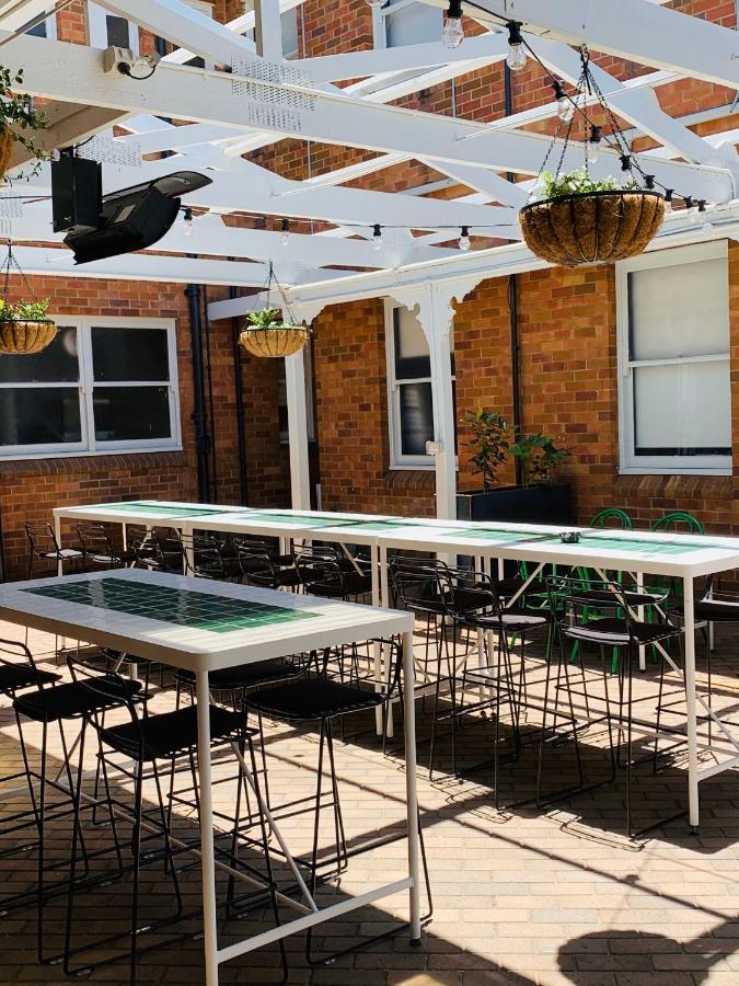 Gunnedah Hotel Bagian luar foto